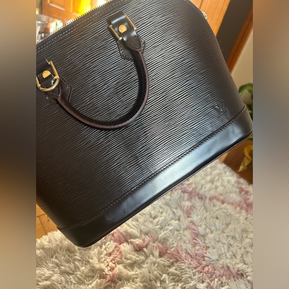 Louis Vuitton Alma PM authentic bag - Picture 10 of 10